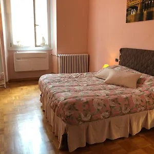 Apartment 3 Perle All'accademia, Florence